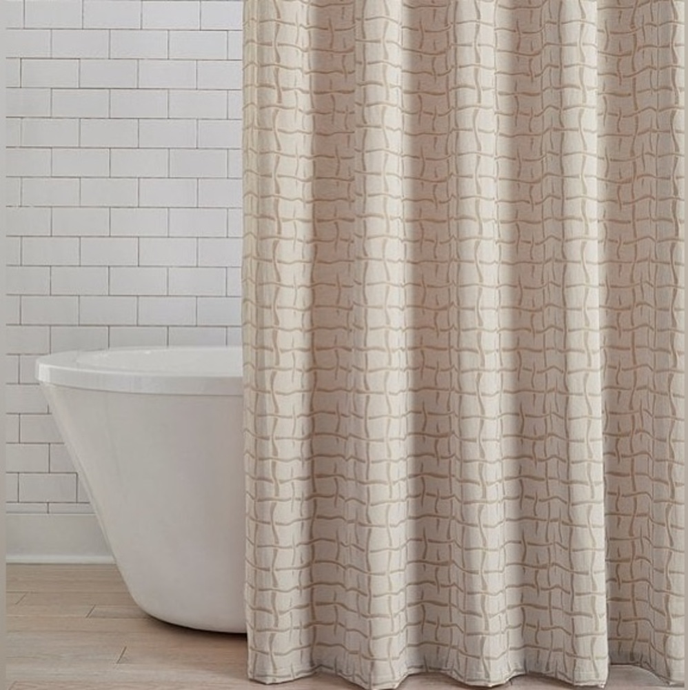🎩🗝️ NWT $69 Luxury Hotel Cachet Shower Curtain